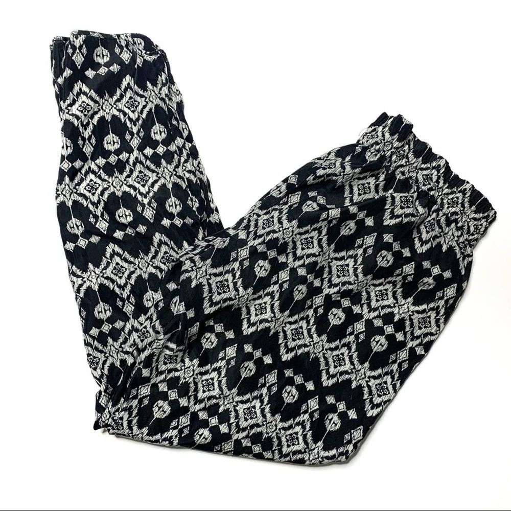 Love Tree sz L black lightweight joggers